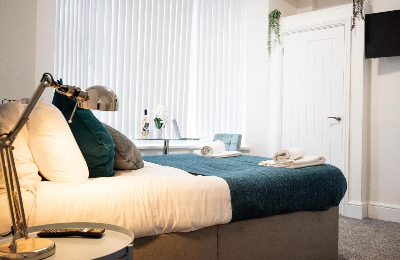 Elmo River Studios - 6 En-Suites In Wallasey - Easy Parking - Short And Long Stays Welcome Exteriér fotografie
