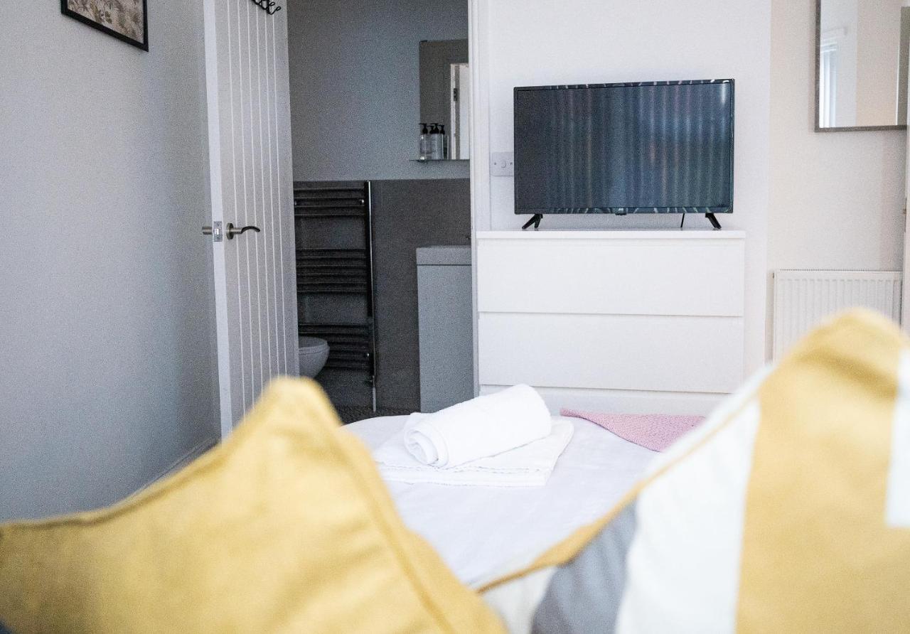 Elmo River Studios - 6 En-Suites In Wallasey - Easy Parking - Short And Long Stays Welcome Exteriér fotografie
